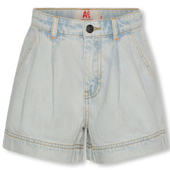 The Nyama Shorts Bleach by AO76, light-wash denim shorts with front pleats, belt loops, and button zip closure.