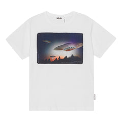 The Riley Tee from Molo. Riley is a white t-shirt in 100% organic cotton with a placement print.