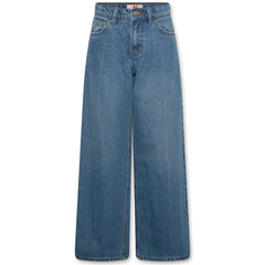 The Leyla Middle Jeans Pants from AO76. Kids’ wide-leg jeans with a button-and-zip closure.