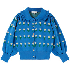The Floral Jacquard Cardigan from Emile et Ida. Intarsia jacquard cardigan in blue organic cotton, adorned with ecru tulips.